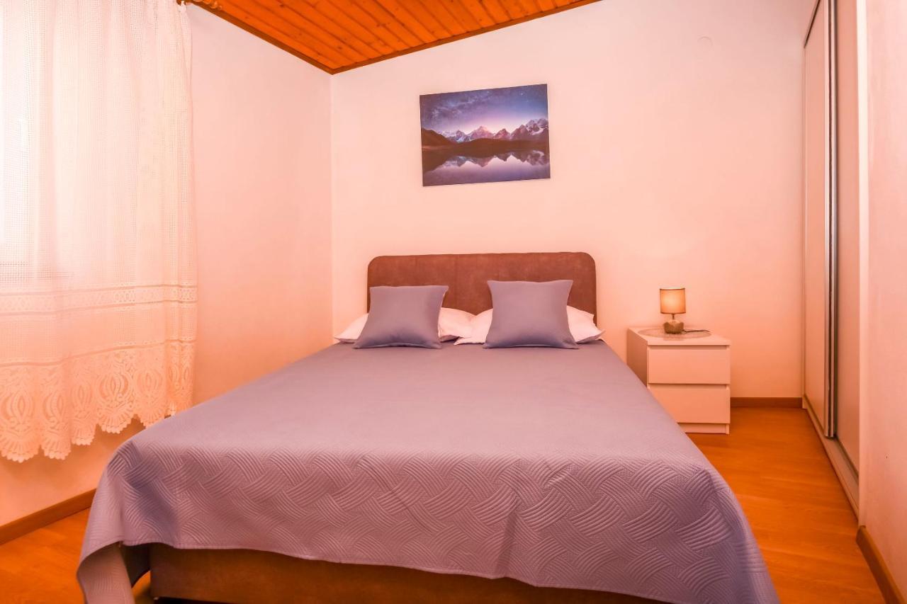 Apartment Mira Primošten Zimmer foto
