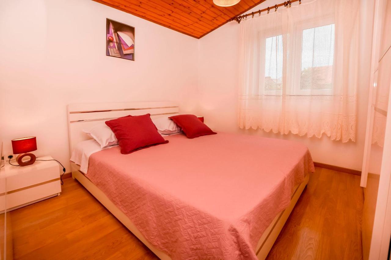 Apartment Mira Primošten Zimmer foto